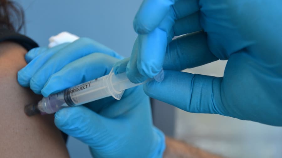 Medicación intramuscular a domicilio en Granada por enfermero colegiado
